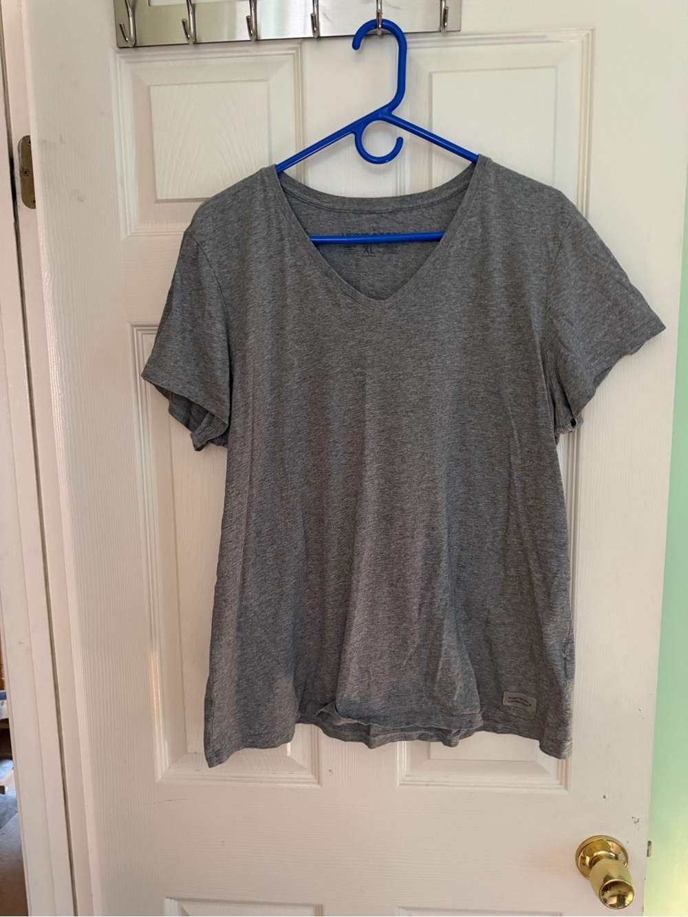Life Is Good Crusher V-Neck Tee Grey XL